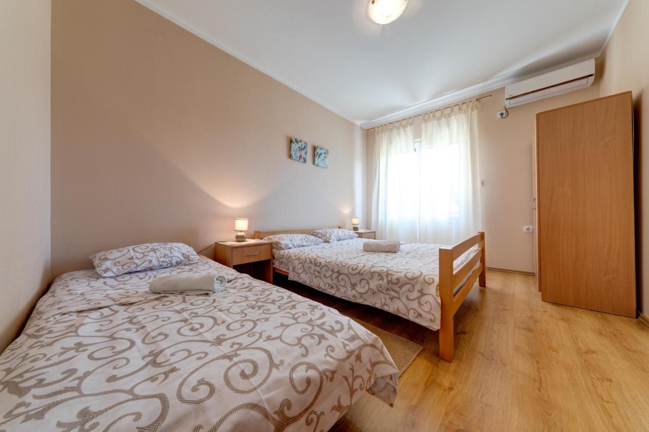 Apartments Pelle Tivat Kültér fotó